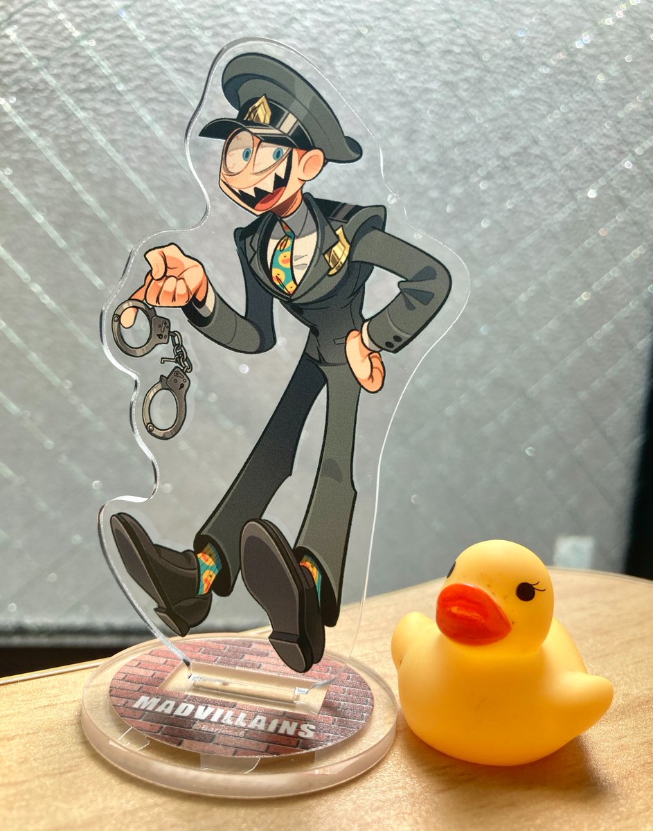 ABE90735's tweet photo. オススメしてもらったyousei印刷さんでつくったョ！発色良い感じ！(1枚目が実際の色に近い) https://t.co/LBgCMFKcAZ
