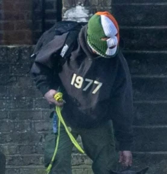 IrishUnity's tweet photo. “Tom Hardy - welcome comrade 🤝 🇮🇪”

- Kneecap https://t.co/VuZ1NKsPQo