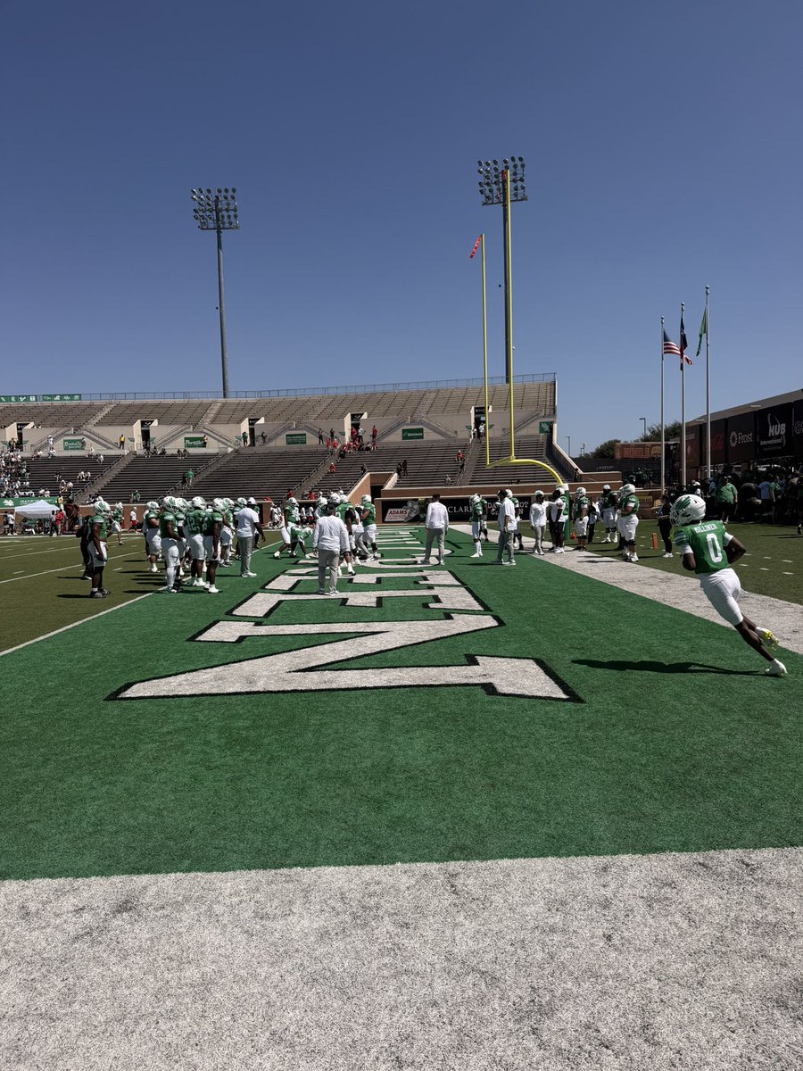 Laking2029's tweet photo. Had a great time at the North Texas game today. Thanks for the opportunity @coachjordan03 @CoachJonesUNT @OLCoachMattox @KoachMak https://t.co/czZI4sRvY0