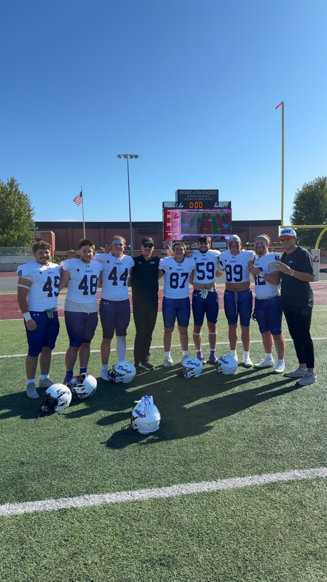 CoachMoney88's tweet photo. 1-0 today! Road warriors. That one was fun 🤠

#Hooyah #FeedEm https://t.co/j341GKkRUq