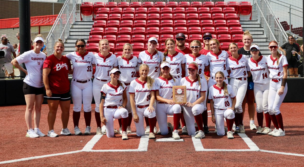 Reese_L_Brown's tweet photo. My high school team finished 1st in the Warrensburg tournament this weekend! We are off to an 11-2 start and having fun! I contributed with a .615 AVG., 3 Doubles, 2 Triples, &amp; 6 RBIs. 

I was honored to receive Athlete of the Week. 

@CoastRecruits @ExtraInningSB @LineDsoftball https://t.co/afX1ZWYv72