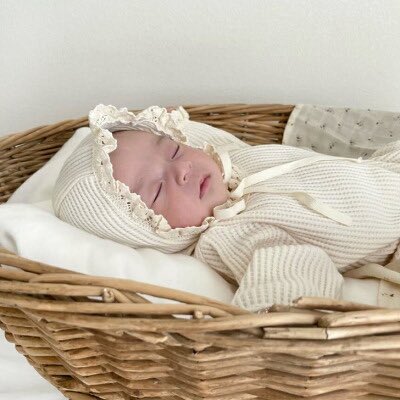 ____haru_mama's tweet photo. 時を戻せるなら…「男の子の退院着って、可愛いの少ないよね」って諦めてたわたしに教えたい！こんな可愛いのあるなら、息子の退院の日に着せたかったーーー😭🤍 https://t.co/9F1g6cQMl9