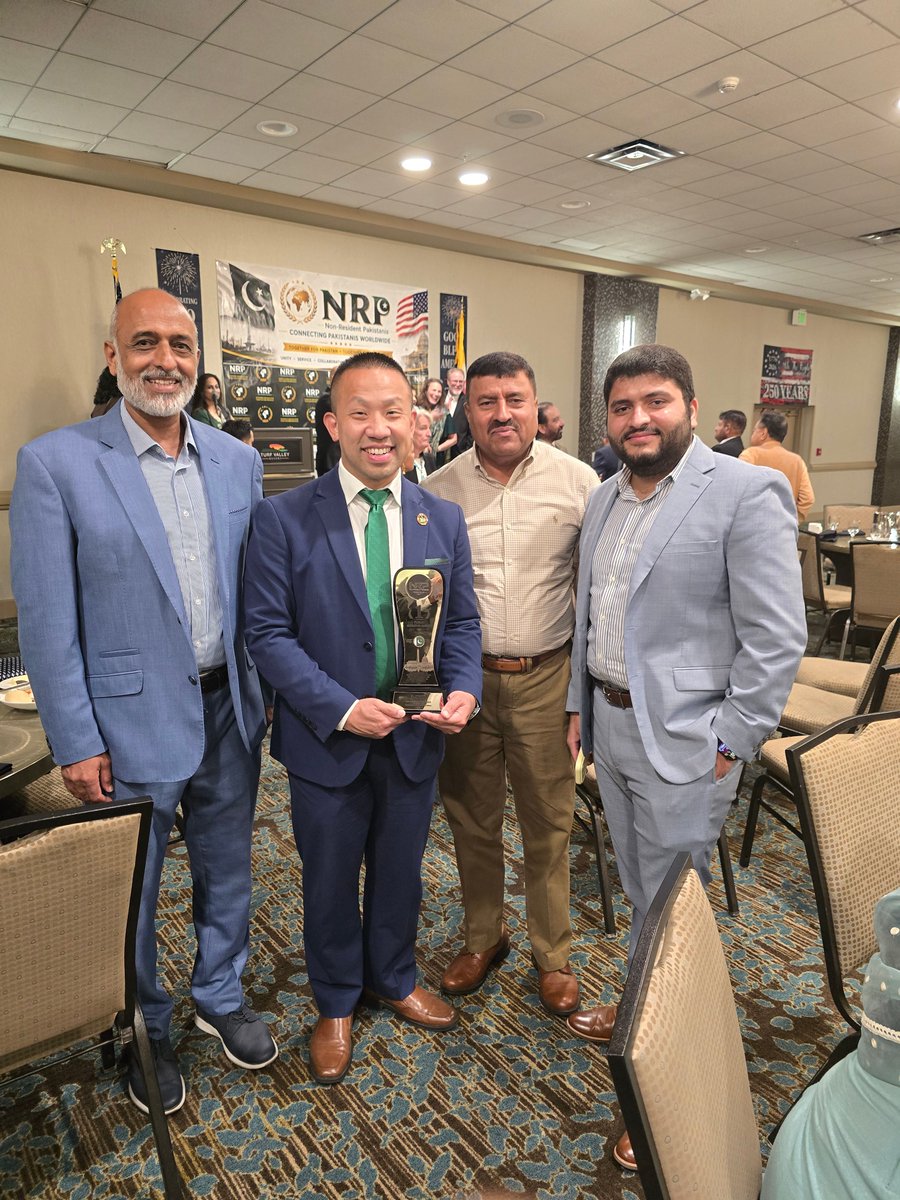 ClarenceLamMD's tweet photo. Thank you to the Non-Resident Pakistanis of Washington DC for this recognition of my work to support the Pakistani American and Muslim communities in Maryland!  Maryland is home to about 25,000 Pakistanis and is seventh in the nation. https://t.co/0eegmdnhGy