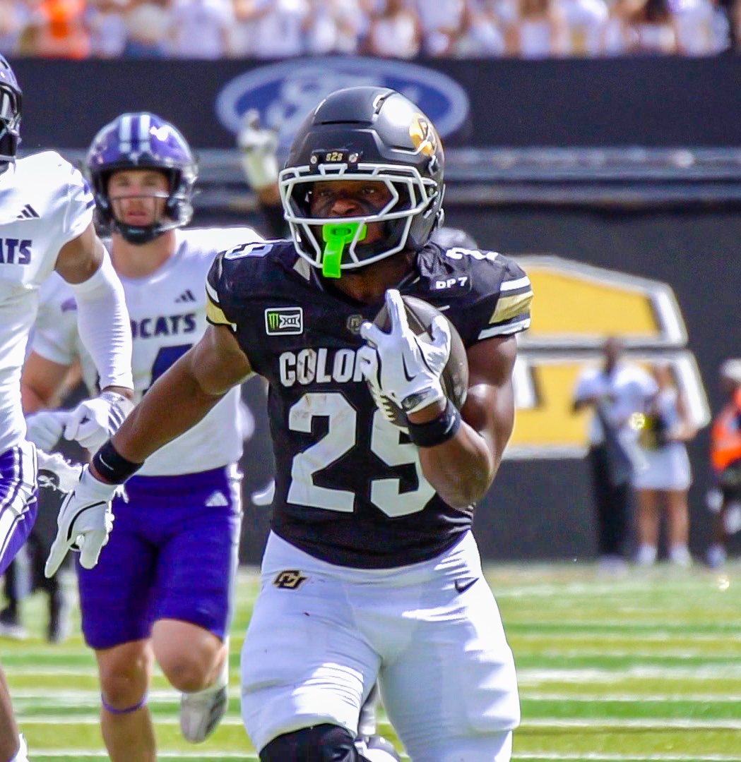 DNVR_Buffs's tweet photo. Micah Welch just became the first 100 yard rusher in the Coach Prime era 🙌 https://t.co/V9uIF9cXR3