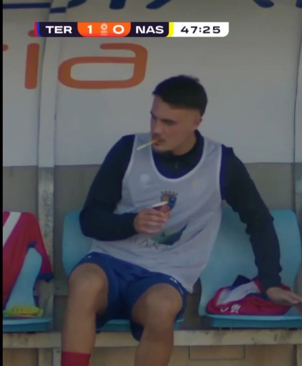 papinastic's tweet photo. lo del camp del Teruel és un tema eh https://t.co/U7JVD26Vvj
