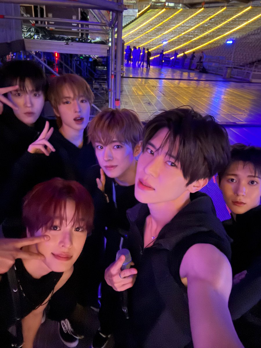 528yas's tweet photo. AKU SUKA BGT SELCA WISH INIIII😭🫶🏻 https://t.co/jy0dURHIHZ