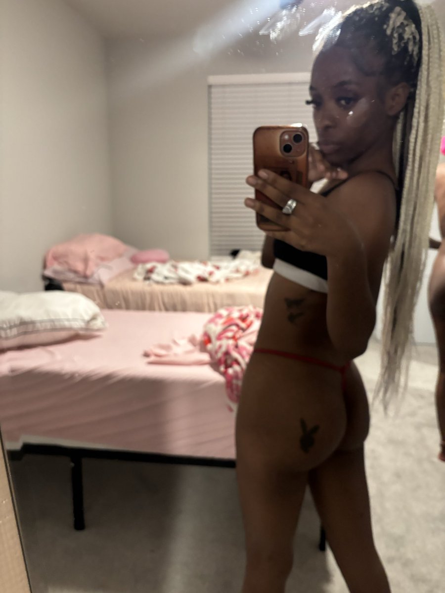 BIGMAMAHOUSEE's tweet photo. I like it from the back baby 💦😩 https://t.co/U6ZDeSjUzw