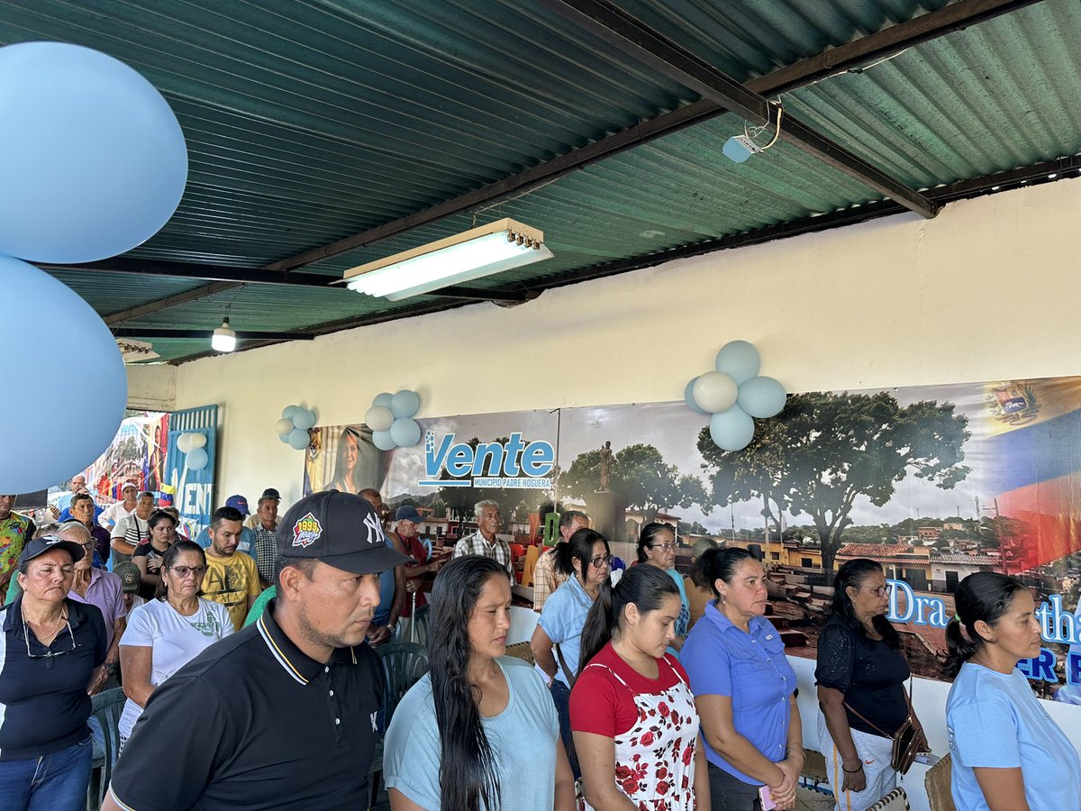 VenteMerida's tweet photo. Arrancamos la Asamblea de Ciudadanos Vente, hablemos del futuro en el municipio Padre Noguera. 

¡Por un futuro luminoso y una vida con dignidad en Santa María de Caparo vamos #HastaElFinal! https://t.co/o4FBVIoOwf