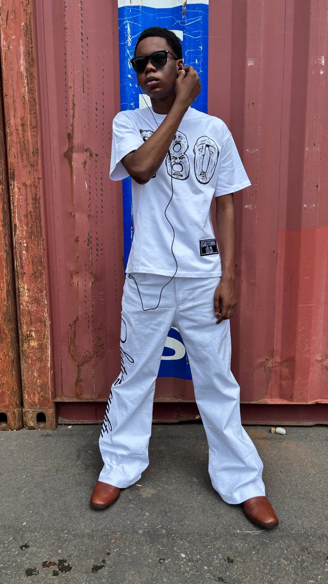 3mz_s80's tweet photo. Cool clothes I made https://t.co/aZc0A8hgTL