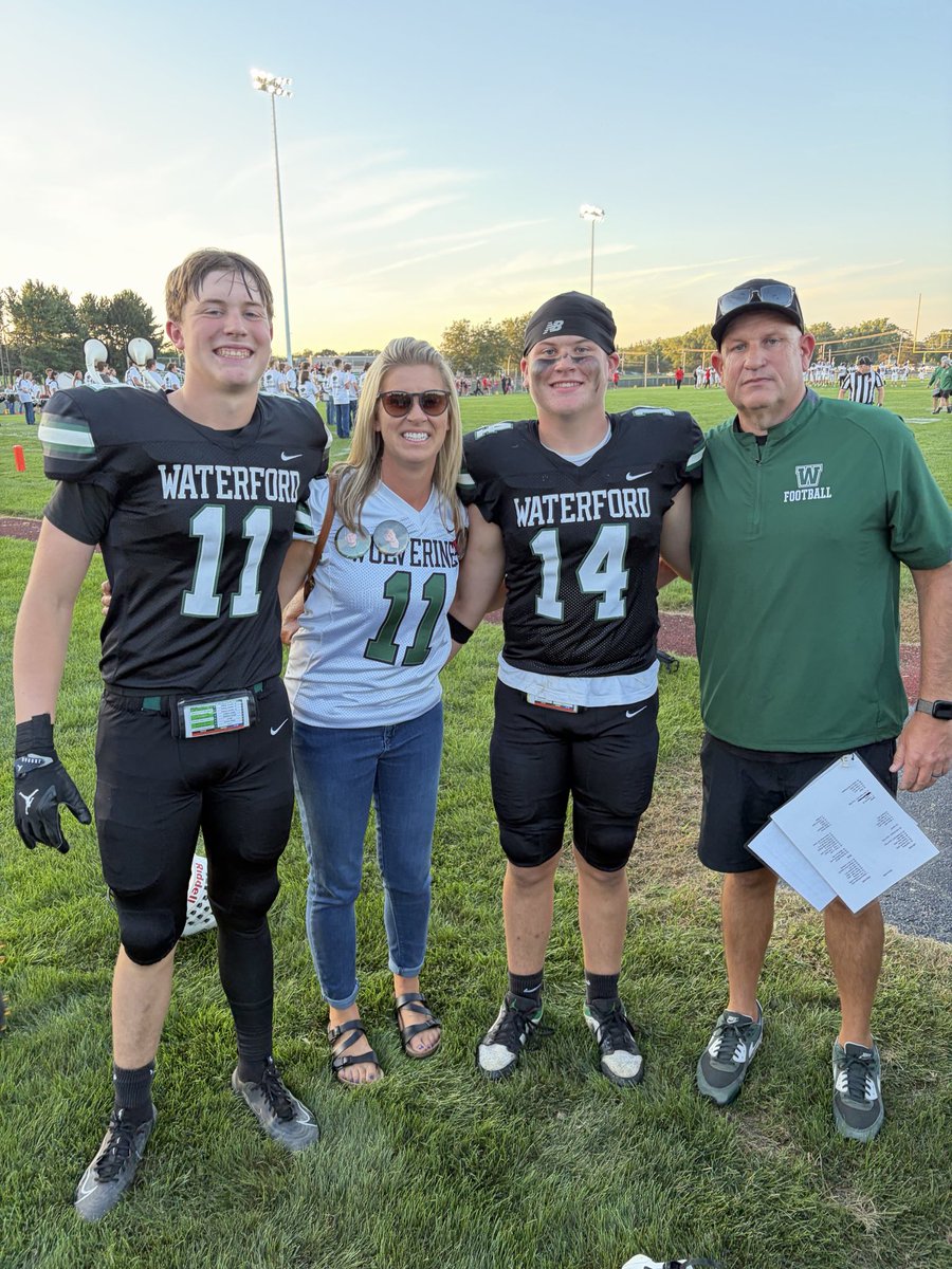 JessicaThoen's tweet photo. Super proud of all my dudes! #WolverinesWIN @masonthoen @CarterThoen https://t.co/yaXSqW4TCC