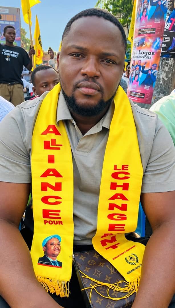 ChristianL35160's tweet photo. 🌱🇨🇩 𝐃𝐄 𝐋’𝐄𝐍𝐕𝐈𝐑𝐎𝐍𝐍𝐄𝐌𝐄𝐍𝐓 𝐃𝐔 𝐏𝐀𝐑𝐓𝐈 𝐀̀ 𝐂𝐄𝐋𝐔𝐈 𝐃𝐄 𝐋𝐀 𝐑𝐄́𝐏𝐔𝐁𝐋𝐈𝐐𝐔𝐄 !

𝐃𝐞 𝐦𝐞̂𝐦𝐞 𝐪𝐮’𝐢𝐥 𝐟𝐚𝐢𝐭 𝐝𝐞 𝐥’𝐞𝐧𝐯𝐢𝐫𝐨𝐧𝐧𝐞𝐦𝐞𝐧𝐭 𝐝𝐞 𝐥’𝐀𝐥𝐥𝐢𝐚𝐧𝐜𝐞 𝐩𝐨𝐮𝐫 𝐥𝐞 𝐂𝐡𝐚𝐧𝐠𝐞𝐦𝐞𝐧𝐭 𝐮𝐧𝐞 𝐩𝐫𝐢𝐨𝐫𝐢𝐭𝐞́, 𝐝𝐞𝐦𝐚𝐢𝐧, 𝐢𝐥 𝐟𝐞𝐫𝐚 𝐝𝐞 𝐥’𝐞𝐧𝐯𝐢𝐫𝐨𝐧𝐧𝐞𝐦𝐞𝐧𝐭 𝐝𝐞 𝐥𝐚 𝐑𝐞́𝐩𝐮𝐛𝐥𝐢𝐪𝐮𝐞 𝐃𝐞́𝐦𝐨𝐜𝐫𝐚𝐭𝐢𝐪𝐮𝐞 𝐝𝐮 𝐂𝐨𝐧𝐠𝐨 𝐮𝐧𝐞 𝐧𝐞́𝐜𝐞𝐬𝐬𝐢𝐭𝐞́ 𝐚𝐛𝐬𝐨𝐥𝐮𝐞.

🌱 𝐋𝐞 𝐜𝐚𝐦𝐚𝐫𝐚𝐝𝐞 𝐃𝐈𝐃𝐈𝐄𝐑 𝐊𝐎𝐍𝐆𝐀𝐖𝐈, 𝐒𝐞𝐜𝐫𝐞́𝐭𝐚𝐢𝐫𝐞 𝐍𝐚𝐭𝐢𝐨𝐧𝐚𝐥 𝐜𝐡𝐚𝐫𝐠𝐞́ 𝐝𝐞 𝐥’𝐄𝐧𝐯𝐢𝐫𝐨𝐧𝐧𝐞𝐦𝐞𝐧𝐭, 𝐫𝐞𝐬𝐭𝐞 𝐝𝐞́𝐭𝐞𝐫𝐦𝐢𝐧𝐞́ 𝐚̀ 𝐩𝐫𝐨𝐭𝐞́𝐠𝐞𝐫 𝐥’𝐞𝐧𝐯𝐢𝐫𝐨𝐧𝐧𝐞𝐦𝐞𝐧𝐭 𝐝𝐮 𝐏𝐚𝐫𝐭𝐢, 𝐜𝐚𝐫 𝐥𝐞 𝐜𝐡𝐚𝐧𝐠𝐞𝐦𝐞𝐧𝐭 𝐪𝐮𝐞 𝐧𝐨𝐮𝐬 𝐯𝐢𝐬𝐨𝐧𝐬 𝐩𝐚𝐬𝐬𝐞 𝐚𝐯𝐚𝐧𝐭 𝐭𝐨𝐮𝐭 𝐩𝐚𝐫 𝐮𝐧 𝐞𝐧𝐯𝐢𝐫𝐨𝐧𝐧𝐞𝐦𝐞𝐧𝐭 𝐚𝐬𝐬𝐚𝐢𝐧𝐢.

🇨🇩 𝐀𝐮𝐱 𝐜𝐨̂𝐭𝐞́𝐬 𝐝𝐮 𝐏𝐫𝐞́𝐬𝐢𝐝𝐞𝐧𝐭 𝐍𝐚𝐭𝐢𝐨𝐧𝐚𝐥 𝐉𝐄𝐀𝐍-𝐌𝐀𝐑𝐂 𝐊𝐀𝐁𝐔𝐍𝐃-𝐀-𝐊𝐀𝐁𝐔𝐍𝐃, 𝐧𝐨𝐮𝐬 𝐧’𝐚𝐥𝐥𝐨𝐧𝐬 𝐩𝐚𝐬 𝐭𝐚̂𝐭𝐨𝐧𝐧𝐞𝐫 𝐚𝐮 𝐬𝐨𝐦𝐦𝐞𝐭 𝐝𝐞 𝐥’𝐄́𝐭𝐚𝐭, 𝐜𝐚𝐫 𝐧𝐨𝐮𝐬 𝐫𝐞𝐠𝐨𝐫𝐠𝐞𝐨𝐧𝐬 𝐝’𝐚𝐜𝐭𝐞𝐮𝐫𝐬 𝐛𝐢𝐞𝐧 𝐩𝐫𝐞́𝐩𝐚𝐫𝐞́𝐬 𝐩𝐨𝐮𝐫 𝐚𝐬𝐬𝐮𝐦𝐞𝐫 𝐥𝐞𝐬 𝐟𝐨𝐧𝐜𝐭𝐢𝐨𝐧𝐬 𝐝’𝐄́𝐭𝐚𝐭 𝐞𝐭 𝐜𝐡𝐚𝐧𝐠𝐞𝐫 𝐥𝐚 𝐝𝐨𝐧𝐧𝐞.

🌱🐝 𝐔𝐍 𝐏𝐀𝐑𝐓𝐈 𝐀𝐒𝐒𝐀𝐈𝐍𝐈, 𝐃𝐄𝐒 𝐂𝐀𝐃𝐑𝐄𝐒 𝐏𝐑𝐄́𝐏𝐀𝐑𝐄́𝐒, 𝐔𝐍 𝐄́𝐓𝐀𝐓 𝐌𝐈𝐄𝐔𝐗 𝐆𝐄́𝐑𝐄́ : 𝐕𝐎𝐈𝐋𝐀̀ 𝐋𝐄 𝐂𝐇𝐀𝐍𝐆𝐄𝐌𝐄𝐍𝐓 𝐐𝐔𝐄 𝐍𝐎𝐔𝐒 𝐕𝐈𝐒𝐎𝐍𝐒 !

✊🏽🇨🇩 𝐃𝐄𝐌𝐀𝐈𝐍 𝐒𝐄𝐑𝐀 𝐌𝐄𝐈𝐋𝐋𝐄𝐔𝐑 !

@kabund_jmkkrock @bowa_09 @ShakoLotanga @chauffeur243