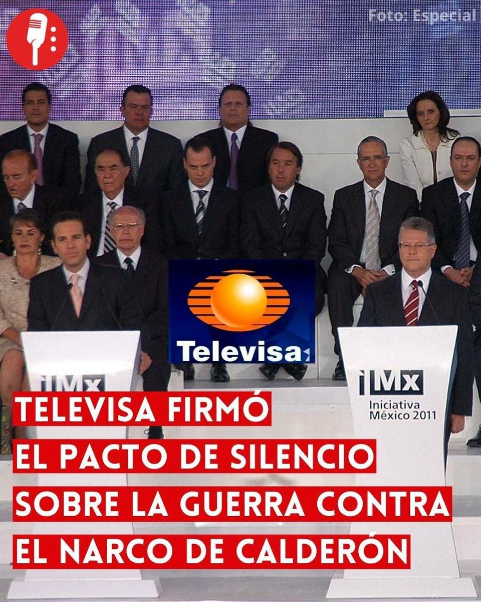 ReporterosMX_'s tweet photo. 👀📲 #LoMásVistoDeLaSemana

⭕ OJO | TELEVISA Y SUS CONDUCTORES FIRMARON EL PACTO DE SILENCIO SOBRE LA GUERRA CONTRA EL NARCO

En 2011, 715 medios firmaron el pacto de silencio impulsado por el gobierno de Felipe Calderón para no cubrir los estragos de la guerra contra el narcotráfico. Una iniciativa respaldada por Televisa y TV Azteca, con la presencia de sus propietarios, Emilio Azcárraga Jean y conductores de sus noticieros. Aquel episodio sigue siendo algo incómodo para la televisora, y sus conductores, como Enrique Acevedo, evitan mencionar el tema.
https://t.co/lLUNMMCY8U