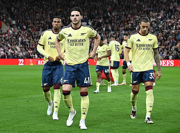 APresserV2's tweet photo. This is not the same team that Bolton or Stoke used to bully. 

Try and stick it on us and we'll stick it right back on you. 

We can beat you the pretty way or the ugly way, either way, we're inevitable. #afc https://t.co/g0nd7LWMeC