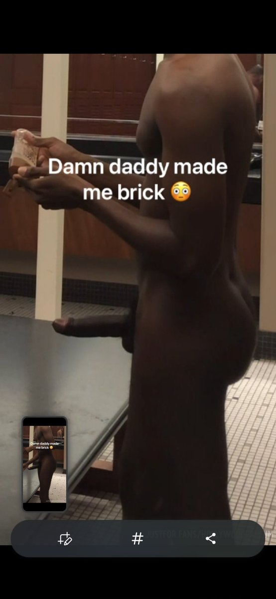 sirhustle481's tweet photo. Where is he yall ???
##chudai
#gym
#exhibition
#caught #jerking
#materbating https://t.co/kcwcIW28O8