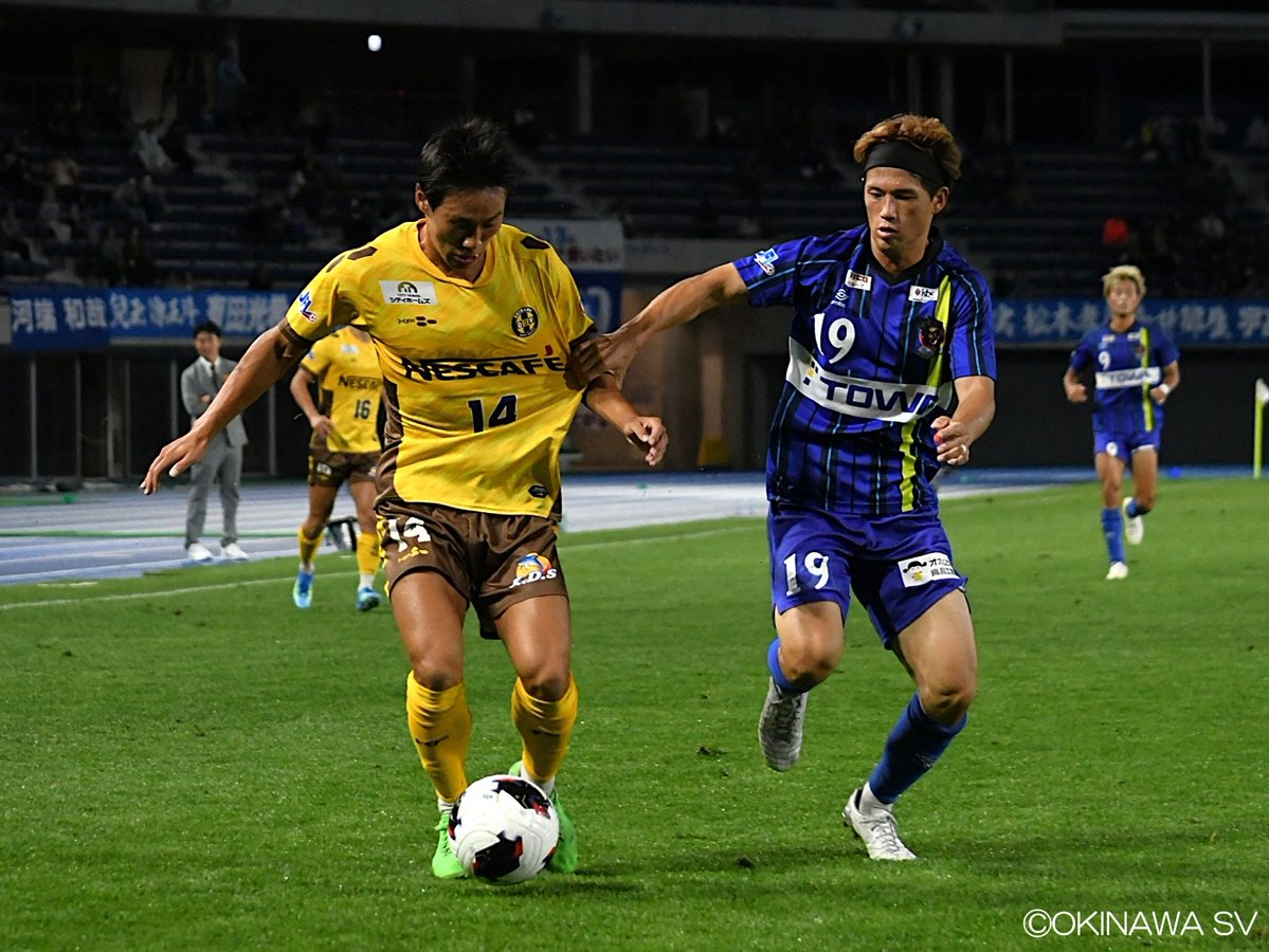 OSV_official's tweet photo. 📸｜𝑀��𝑡𝑐ℎ 𝑝ℎ𝑜𝑡𝑜 
小堀ハットトリックで今季初勝利!!

第28回 #jfl 第3節 9月12日（土）18:00 
#沖縄SV 4-1 #ラインメール青森
（前半1-0）
（後半3-1）
 沖縄SV得点者： 
18FW #小堀空 ×3
13MF #村田達哉

https://t.co/h8Yu5gPhWO
 
#okinawasv #okinawasoccer https://t.co/11f6EpBmoj