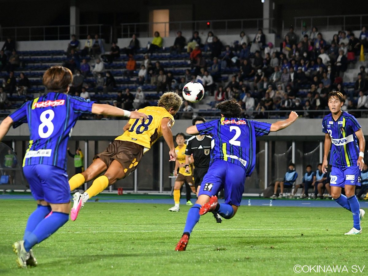 OSV_official's tweet photo. 📸｜𝑀��𝑡𝑐ℎ 𝑝ℎ𝑜𝑡𝑜 
小堀ハットトリックで今季初勝利!!

第28回 #jfl 第3節 9月12日（土）18:00 
#沖縄SV 4-1 #ラインメール青森
（前半1-0）
（後半3-1）
 沖縄SV得点者： 
18FW #小堀空 ×3
13MF #村田達哉

https://t.co/h8Yu5gPhWO
 
#okinawasv #okinawasoccer https://t.co/11f6EpBmoj