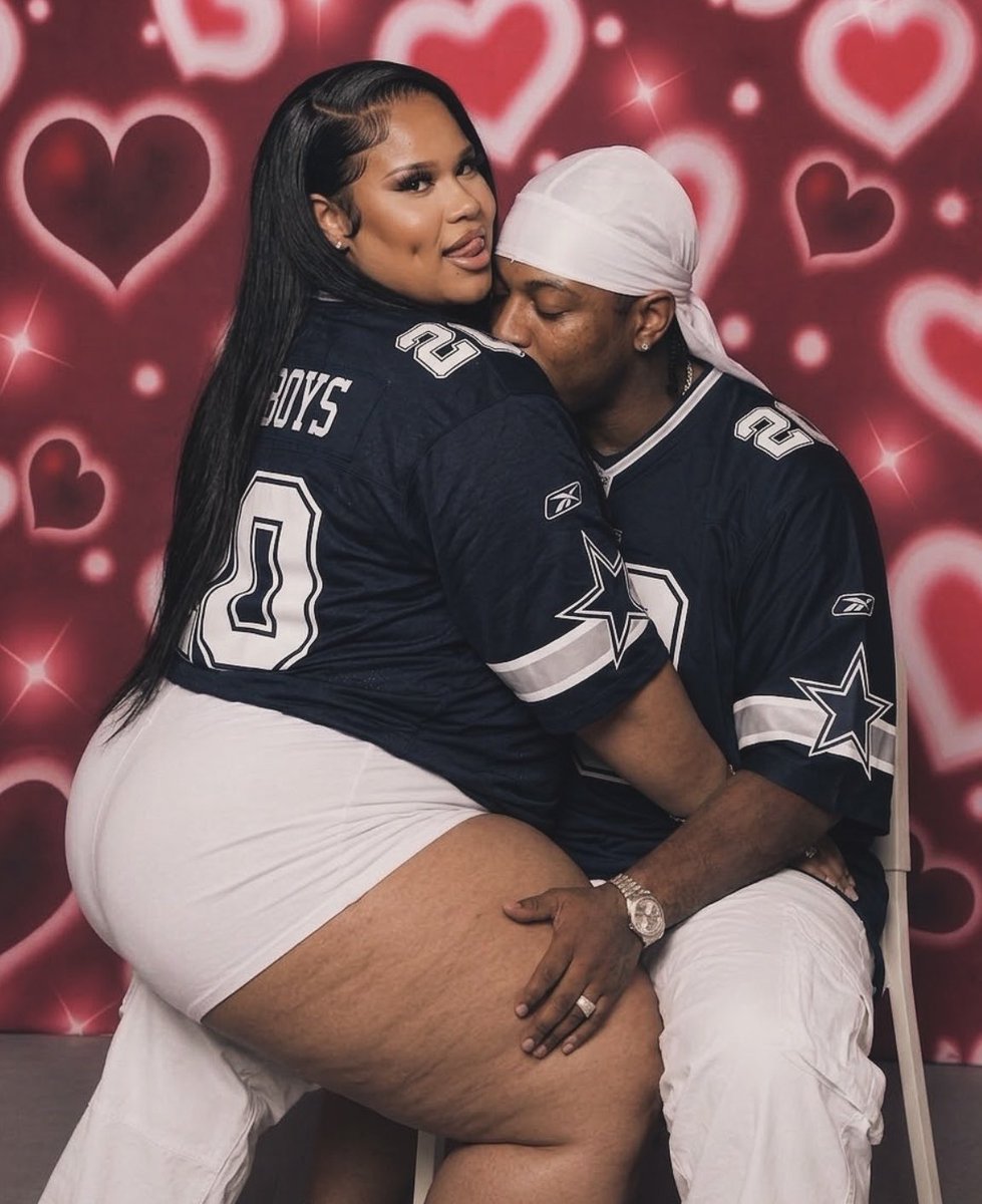 Its__JustNicole's tweet photo. Get you a thick girl we taste better 😝😍 https://t.co/vmeBThbeCb