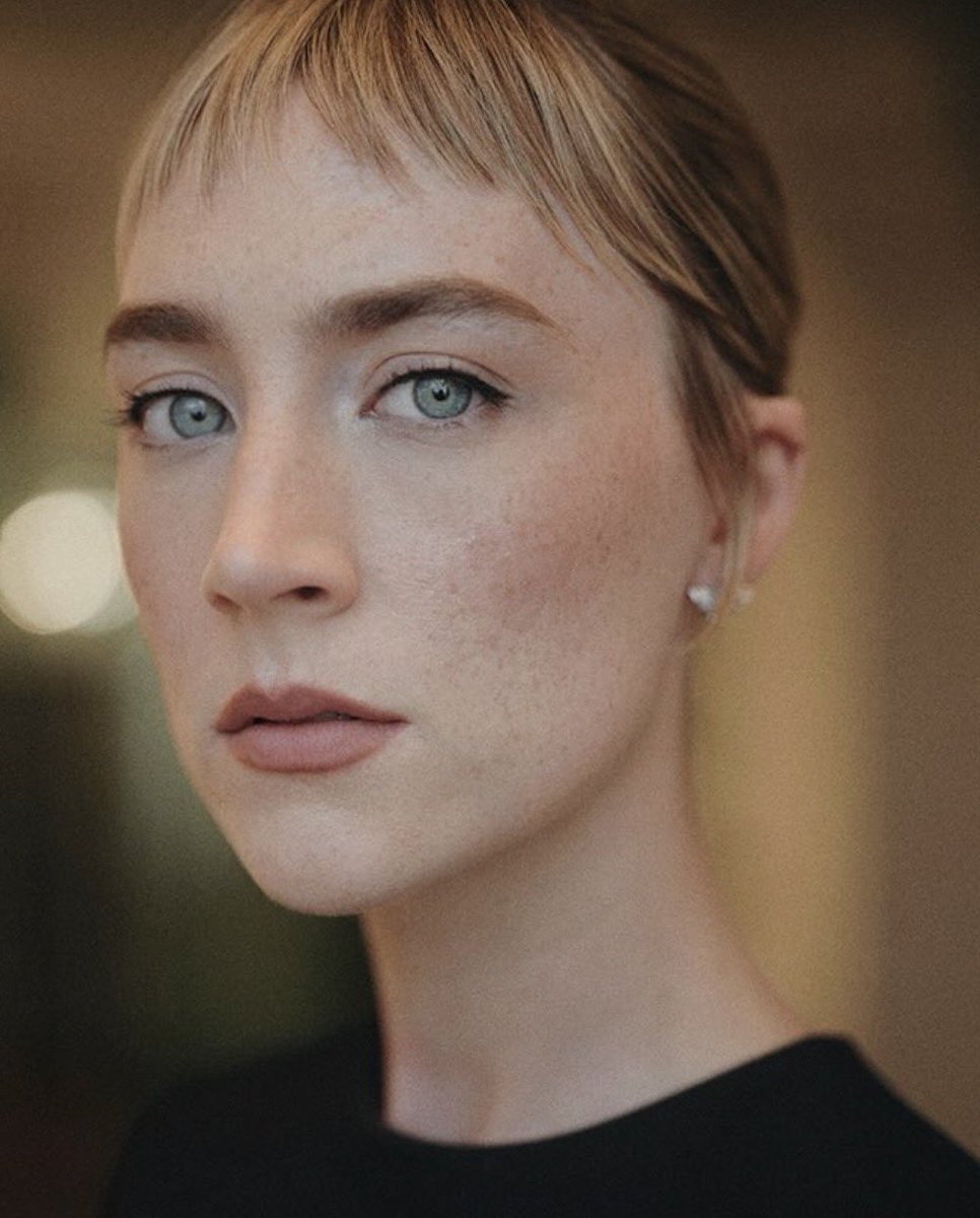 FilmUpdates's tweet photo. Saoirse Ronan stuns in Venice. https://t.co/oLhcRMFXO3