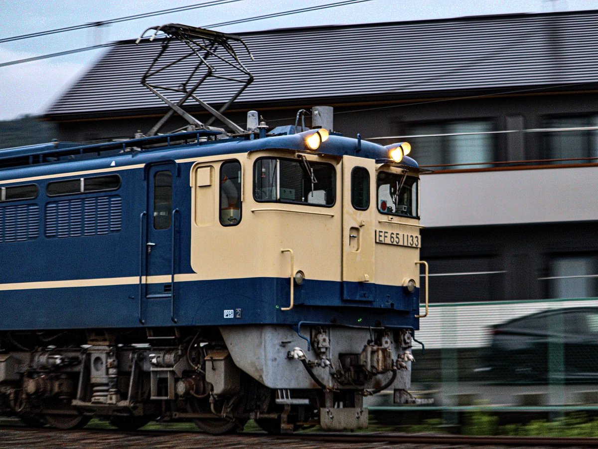 522_kiyo's tweet photo. おはようございます😊☀️
#EF651133 #EF65pf #下関機関区 #電気機関車 #おはようトレイン https://t.co/i0Qa29iMV6