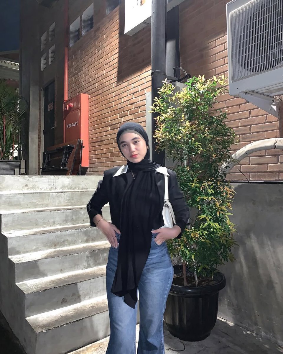 tegal39700's tweet photo. CEK BIO BEB 😘
#availtegal 
#botegal 
#openbotegal https://t.co/49mfBmUjGN