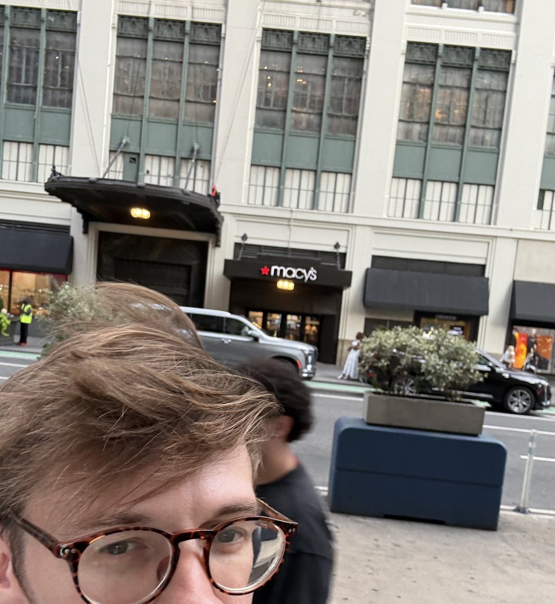 harshcardigan's tweet photo. They should let me have a beer @Macys https://t.co/SDoOEzDGEf