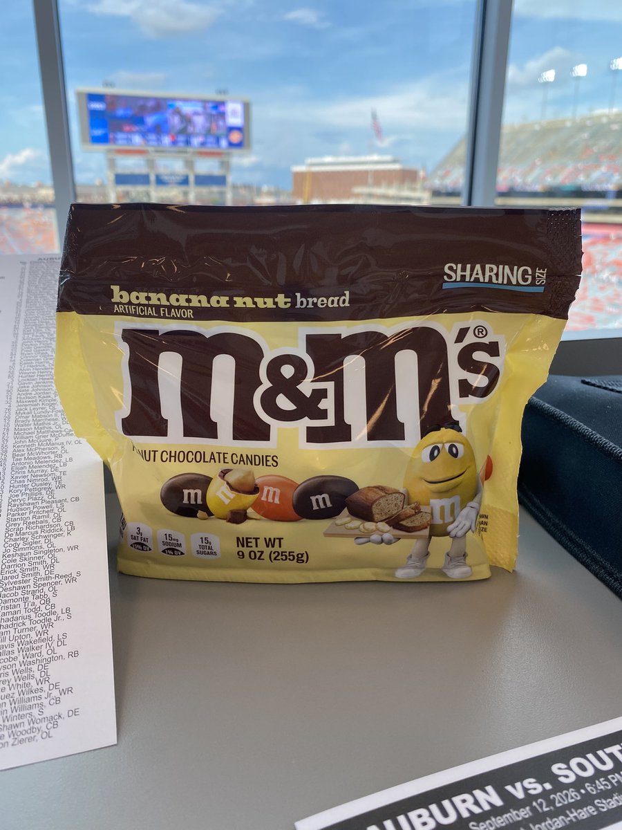 realBrooksC's tweet photo. Back like we never left…First #PressBoxTries of the Alex Golesh era features, in my opinion, a nice alternate flavor for M&amp;M’s….ive always liked banana flavor more than most but these aren’t better than normal Peanut…7.8/10 

@_JJ_Jackson_ @ryanlavoie0 @BMattAU @JFergusonAU https://t.co/SZkEsDJYfJ