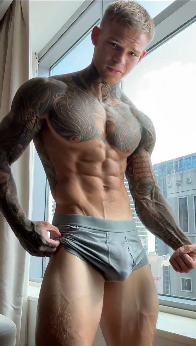 MorganWall69905's tweet photo. @JeanGuyPetsn5n I'm Liam what's your name and nice to meet you I'm a gay boy from the United Kingdom in search a real man I can be he's fuck you so let me know if you are interested okay https://t.co/xeEa21GHBb