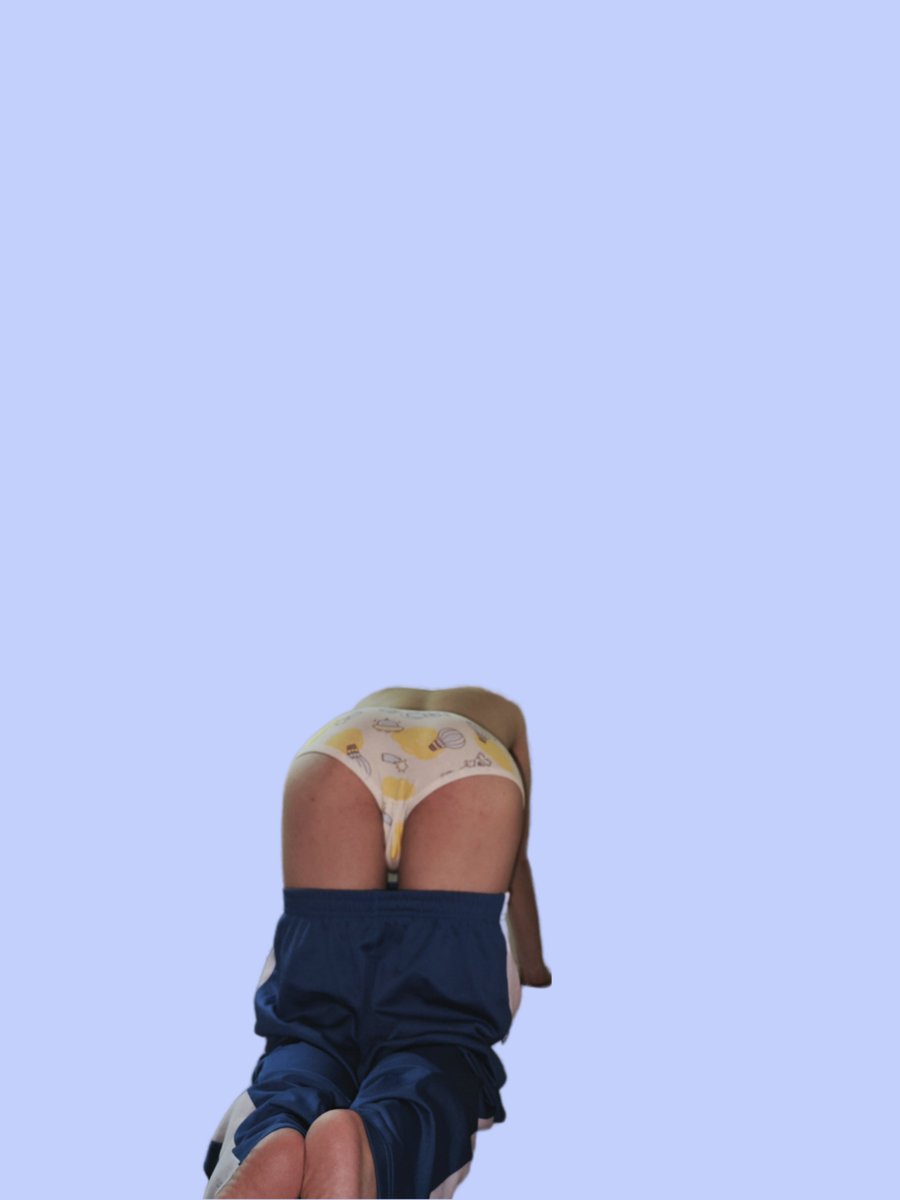 200412spanking's tweet photo. 想挨打了 https://t.co/voFaqPcwWm