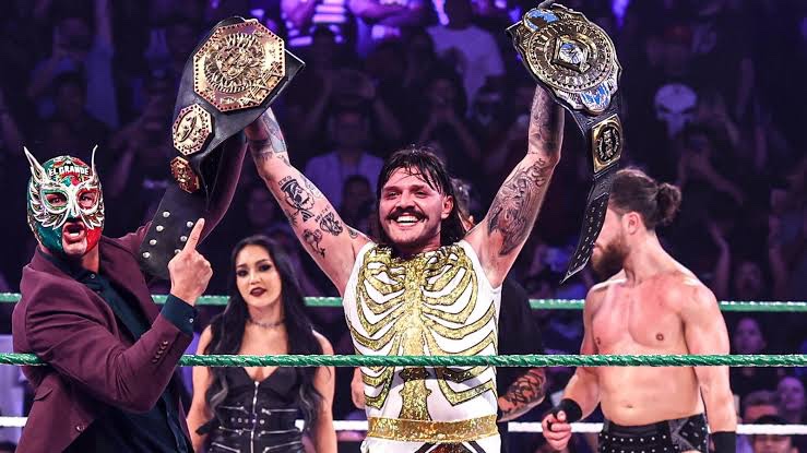 LivandDom_'s tweet photo. Congratulations to this hot and handsome man my Daddy Dom on being AAA Mega Champion
for 1 year now I hope you retain tomorrow no matter what you will always be my champion I will cheer you on too 🥰 @multimalerp https://t.co/ZlBgD25btx