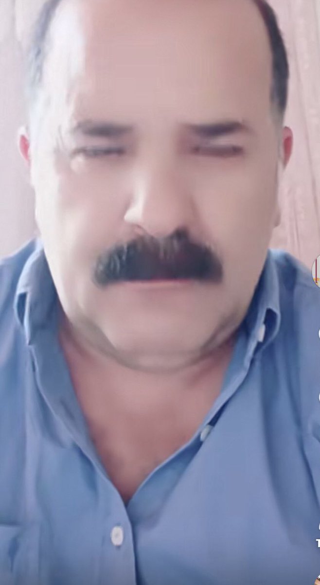 AtaturkBlack's tweet photo. Ömrü boyunca, bok boğazına yemiş yemiş sıçmamış olan ve doğanın kanunu gereği iki tavuğunu karnını doyurmak için  avlayan TİLKİYİ bu hale getiren bu mahlukatın yakalanması , yargılanması hatta tutuklanması için destek lütfen.
#hayvankatillerinibul 
#HayvanlarıGörmezdenGelme https://t.co/16Fx7BiFP5