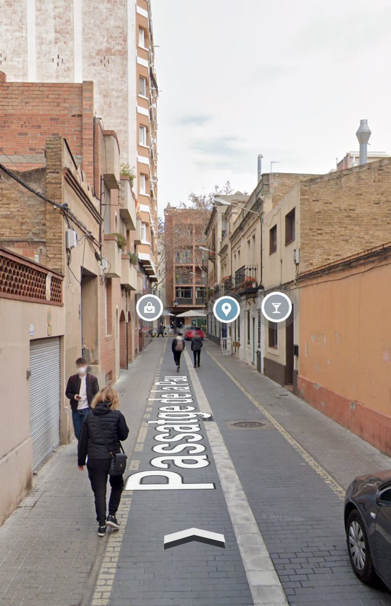 ireneuc's tweet photo. El Ptge de la Pau va ser urbanitzat per la familia Oliveras l'any 1915, dins de la urbanització de la Rambla. Batejat així el maig de 1918 sembla ser que estava relacionat amb el moviment pacifista al voltant de la Primera Guerra Mundial, que portava 4 anys aleshores. #HistoriaLH https://t.co/BwiKrkp7qp