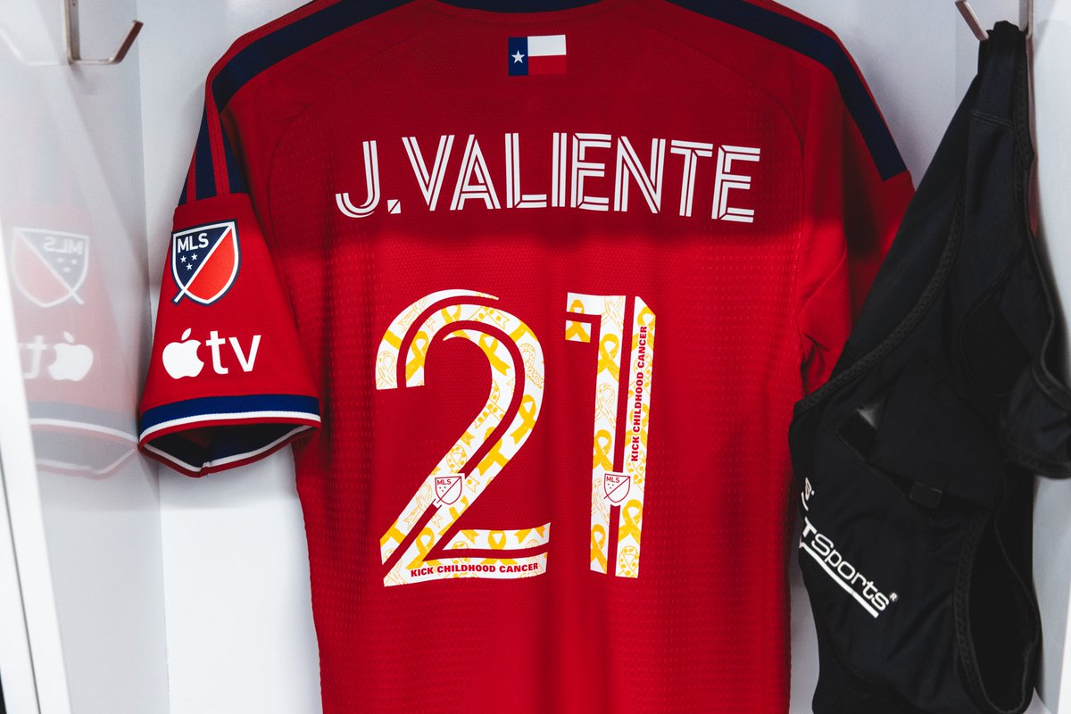 FCDallas's tweet photo. For Kick Childhood Cancer Night, our guys will wear specialty numbers featuring artwork designed by Children’s Health℠ Patient Ambassador Octavia 💛 https://t.co/qDD9T2CLWJ