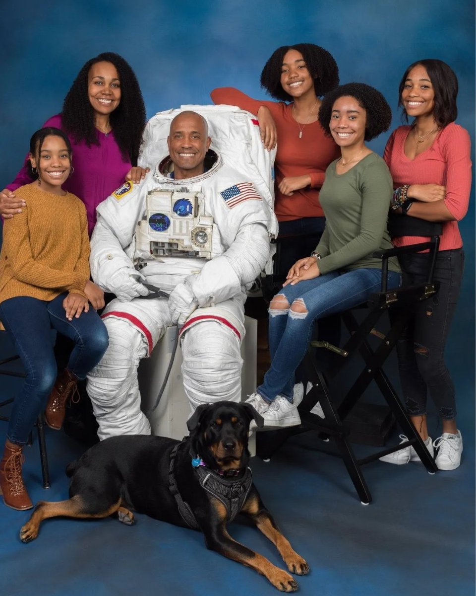 EBONY's tweet photo. After making history earlier this year as the first Black astronaut to travel around the Moon, @AstroVicGlover is returning to his alma mater, @CalPoly, to help shape the future of STEM... giving way for Black brilliance to shine on Earth and beyond. 🖤 https://t.co/iY3Rp93CYb