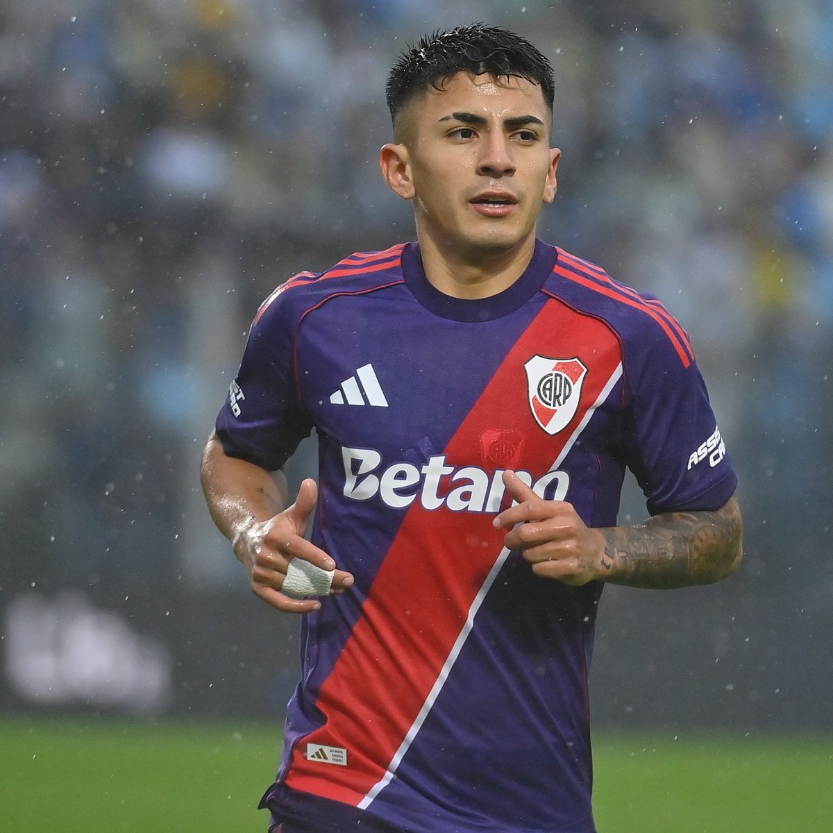 RiverPlate's tweet photo. 2⃣3⃣🔝🤍❤️🤍 https://t.co/ByvJxWcV6S