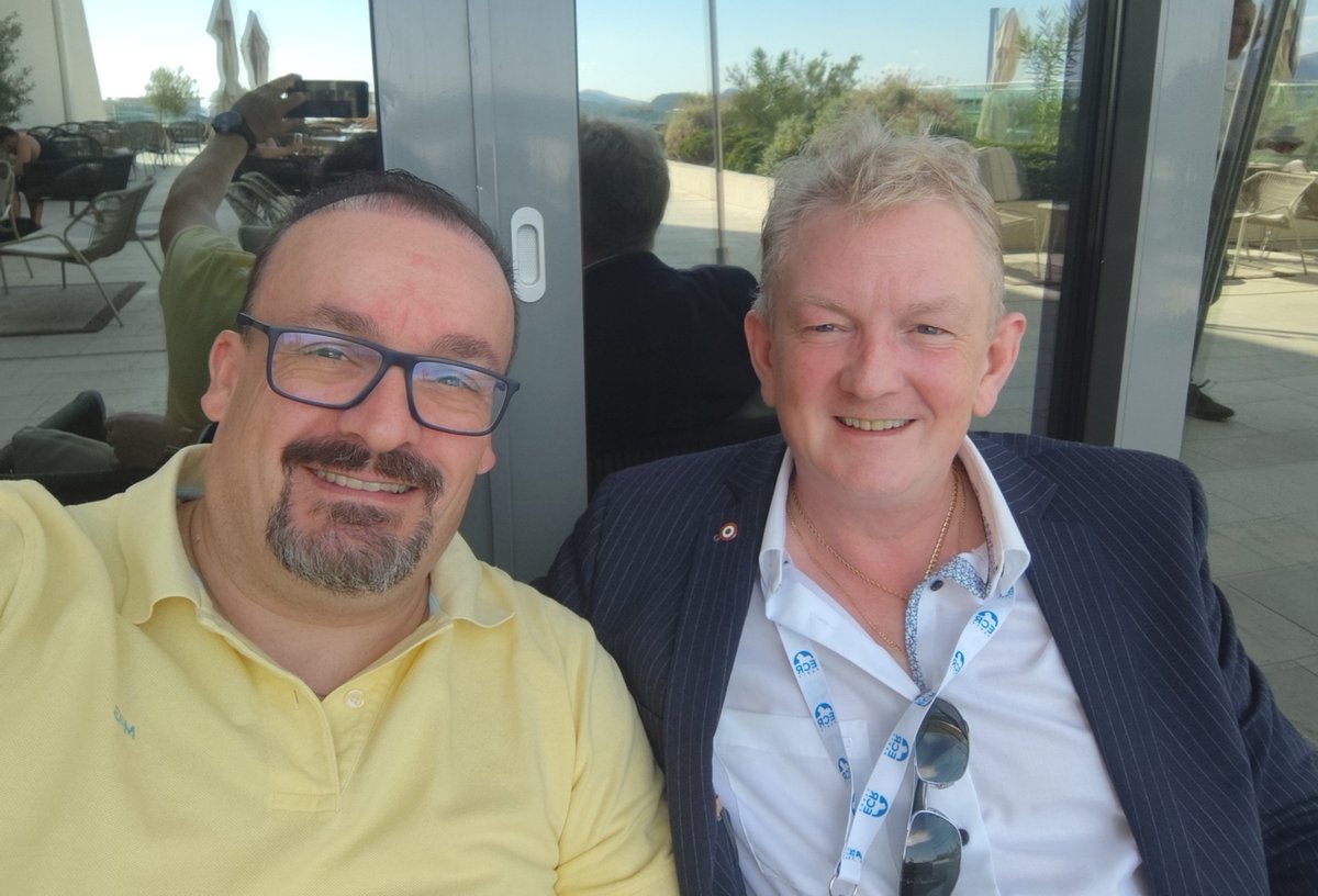 boomgaard_marco's tweet photo. We met a lot of great people today in Dubrovnik 🇭🇷 at the @ECRparty Family conference. Connecting people because United we stand! Or as @JimFergusonUK always says: Unity is strength! Thanks Jim 🙏 https://t.co/ZkzLFfKQIk