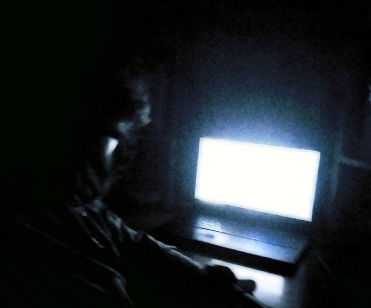 rain_starzz's tweet photo. introo... 

𖤐 he/him, ftm
𖤐 i luv movies (mysterious skin, tpobawf, my suicide, and dead poets society r my favs)! 
𖤐 byler byler byler 🤤
𖤐 basic dni
𖤐 i do post sh and stuf so beware
𖤐 i don't encourage sh or eds or anything!!! 

#shedtwt #oomfhunt https://t.co/vjYtkPbWNt