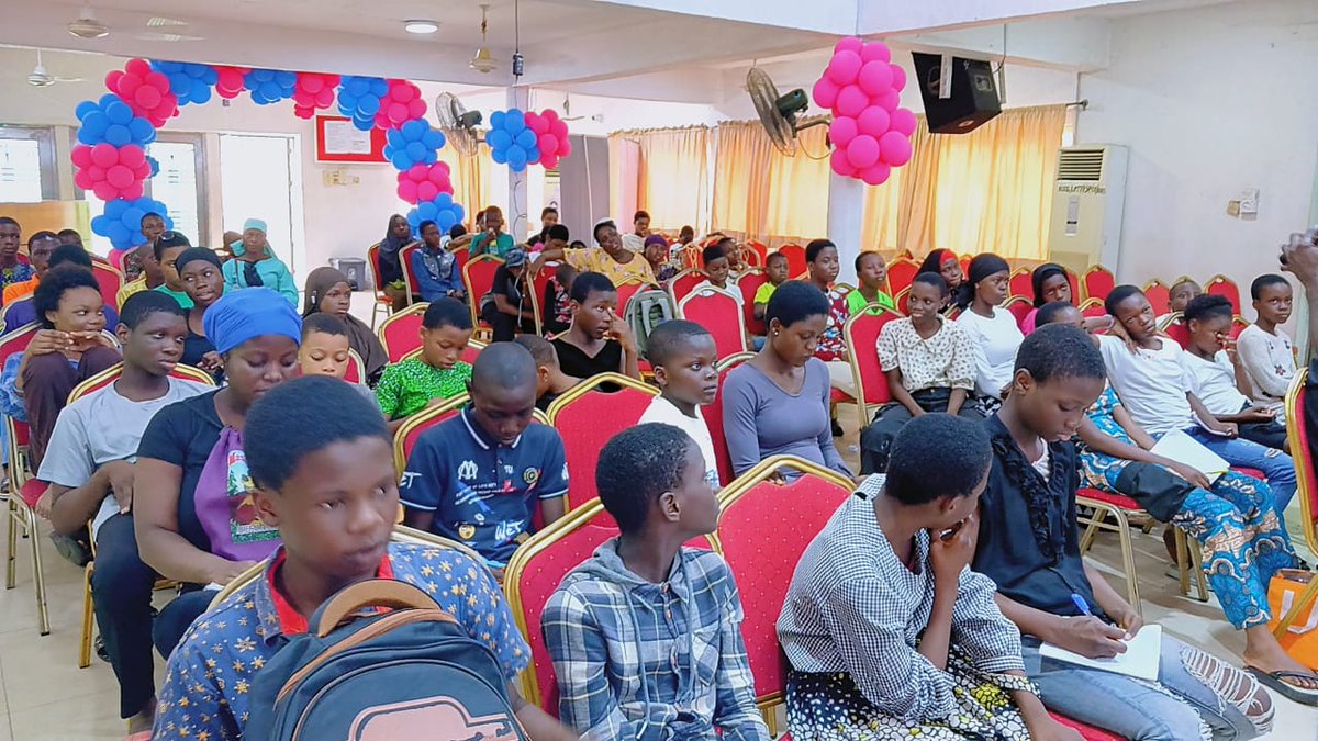 ScentOfWaterN's tweet photo. Our Back to School Workshop was a huge success!

It was a refreshing and impactful experience designed to help students return to school with a renewed mindset, positive attitude and a clearer understanding of their role in their own success. https://t.co/8MeZEVzEU4