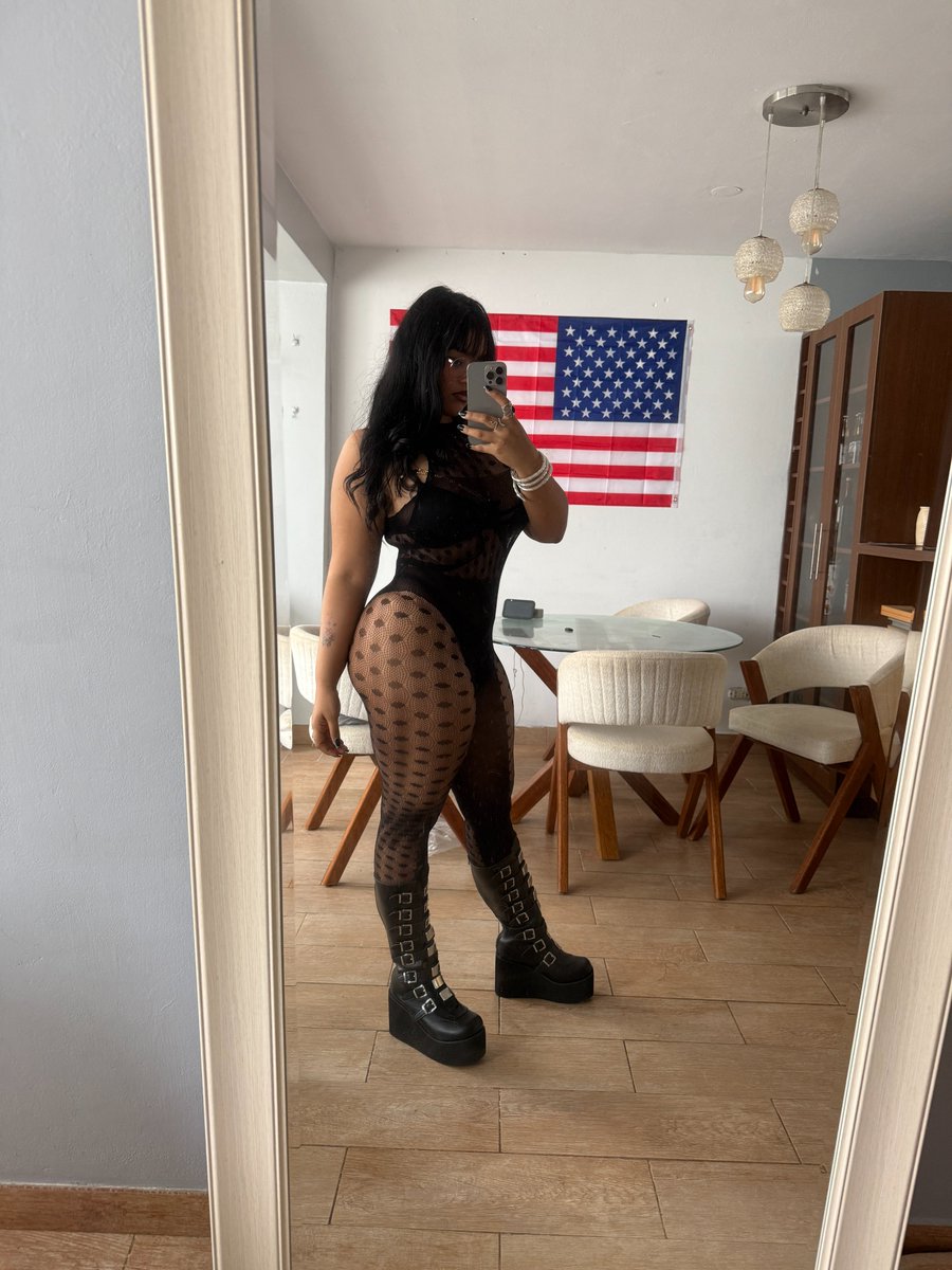Yuyigothh's tweet photo. 😈😈

#fyp #usa https://t.co/wSyT5PawRm