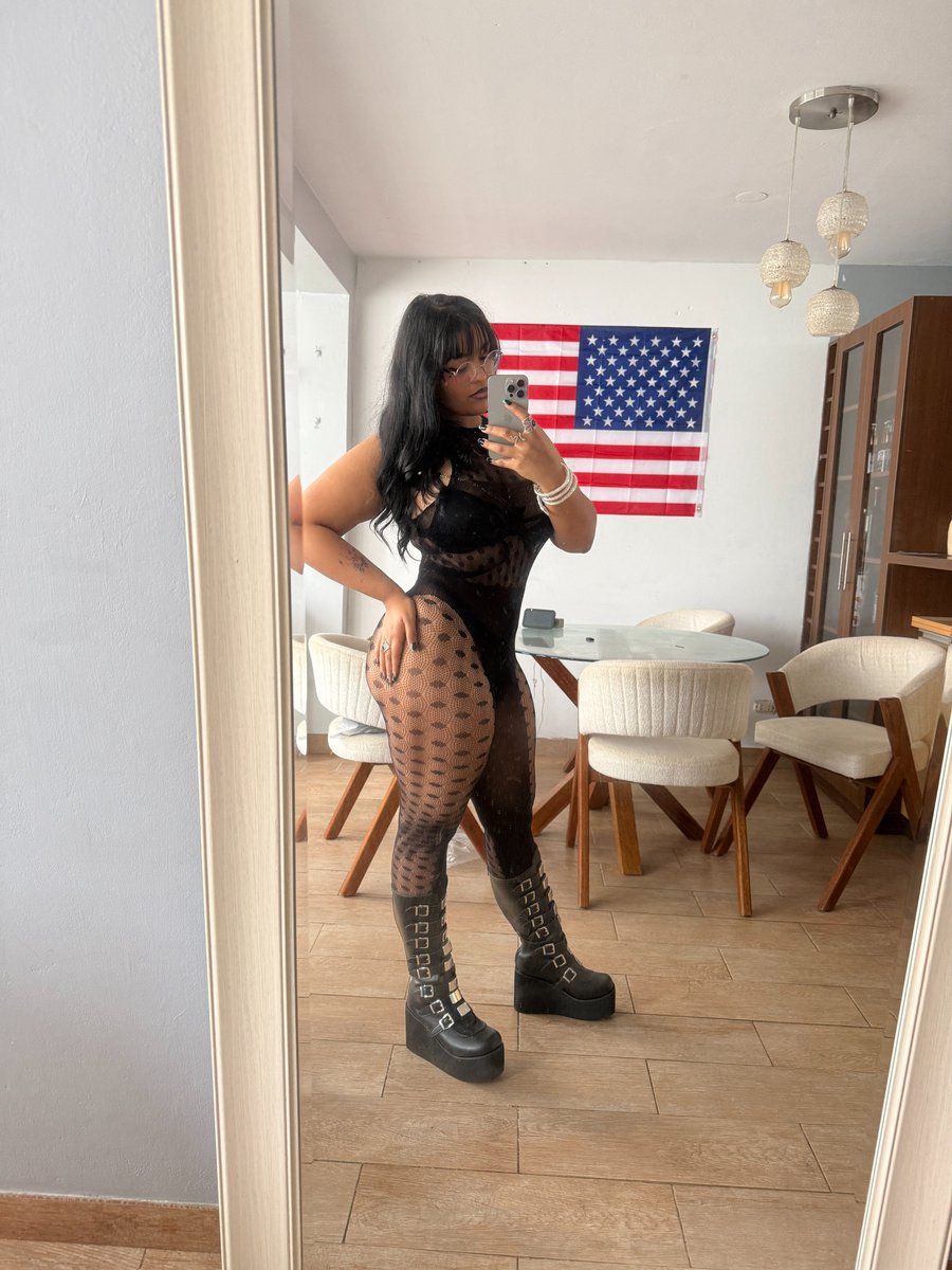Yuyigothh's tweet photo. 😈😈

#fyp #usa https://t.co/wSyT5PawRm