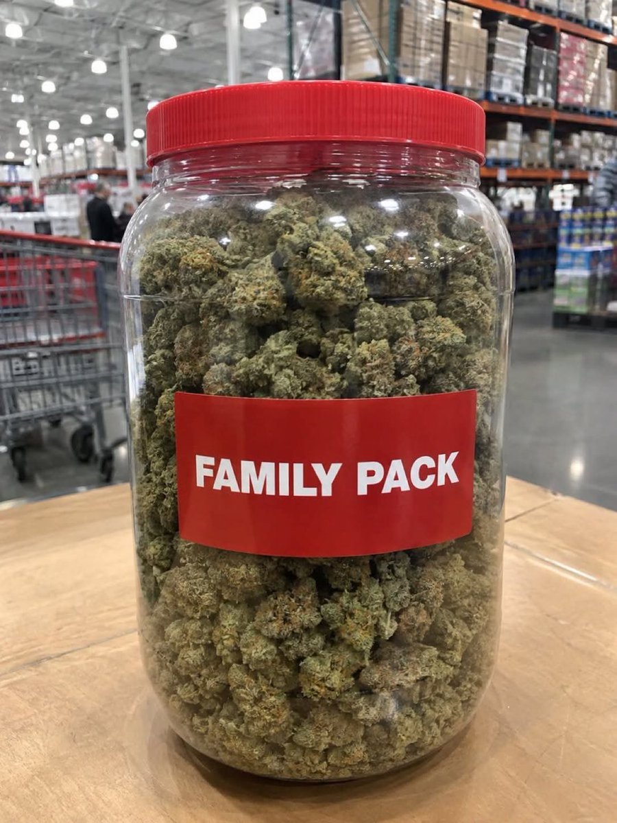 ScotWalkerbg's tweet photo. This should cover the weekend 🍃😅💨 https://t.co/A1DoMxI38z