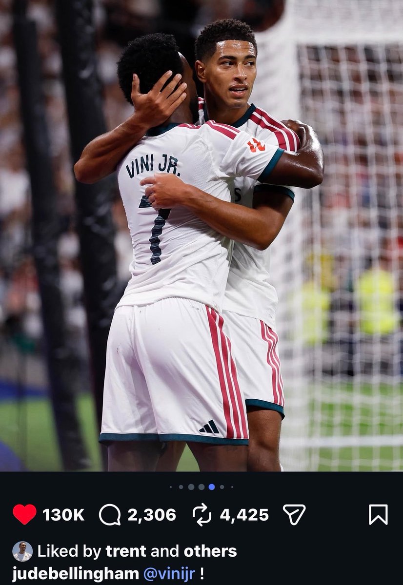 luvbellinghm's tweet photo. jude having 4 vinijude photos in a row with the caption spelling out “te quiero mucho vinijr” I LOVE THEM 😭😭😭 https://t.co/HOKlVrrjWc