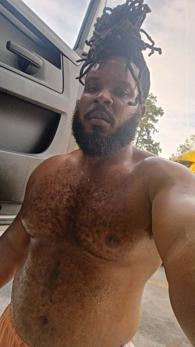FreakyWildboy's tweet photo. @BigDamnShawn https://t.co/Wjy6sXMLlq