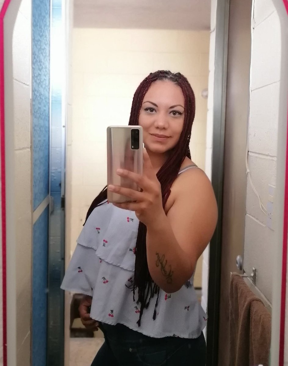 esposaexib's tweet photo. Ella es bien cachonda🔥 y aun así siendo casada👰 folla con cualquier hombre🍆💦🍑🔥♠️✅️‼️ https://t.co/qikJA1YDsm
