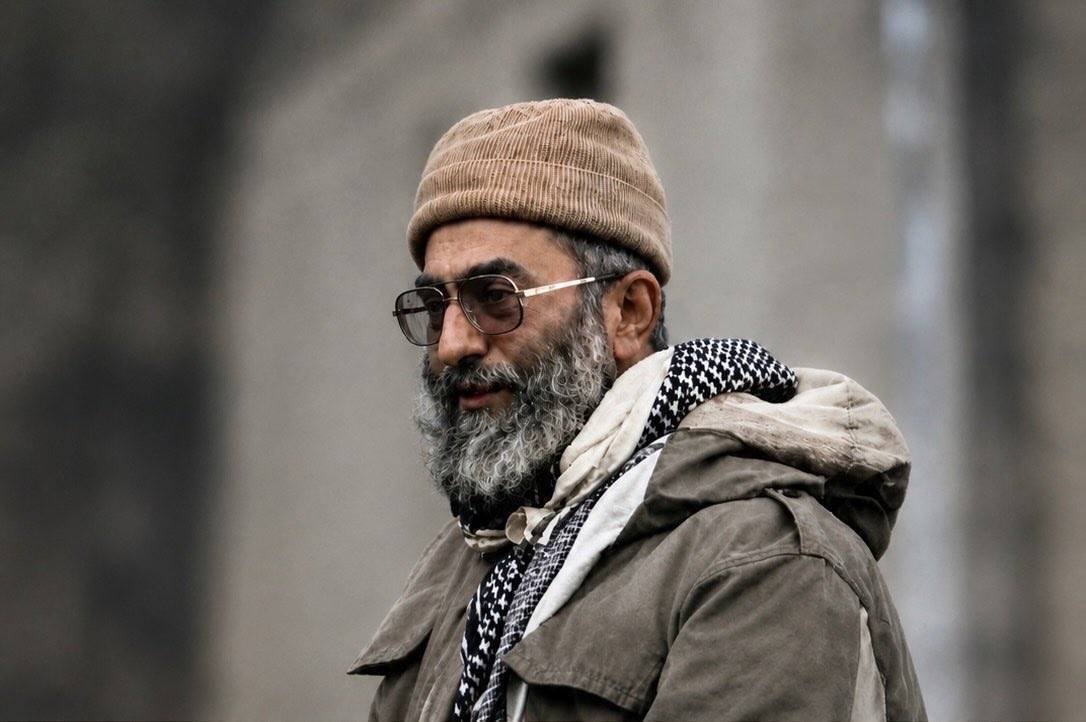 Selenophilyee7's tweet photo. عزیز قلبممم؛
دویست شبه که جسما نیستی و من هنوز هم باورم نشده..
می دونم که حواست بهمون هست؛
آخه تو قشنگ ترین بابای دنیایی😭😭😭💕
#رهبر_شهید 
#انتقام https://t.co/GL3Volpy2Y