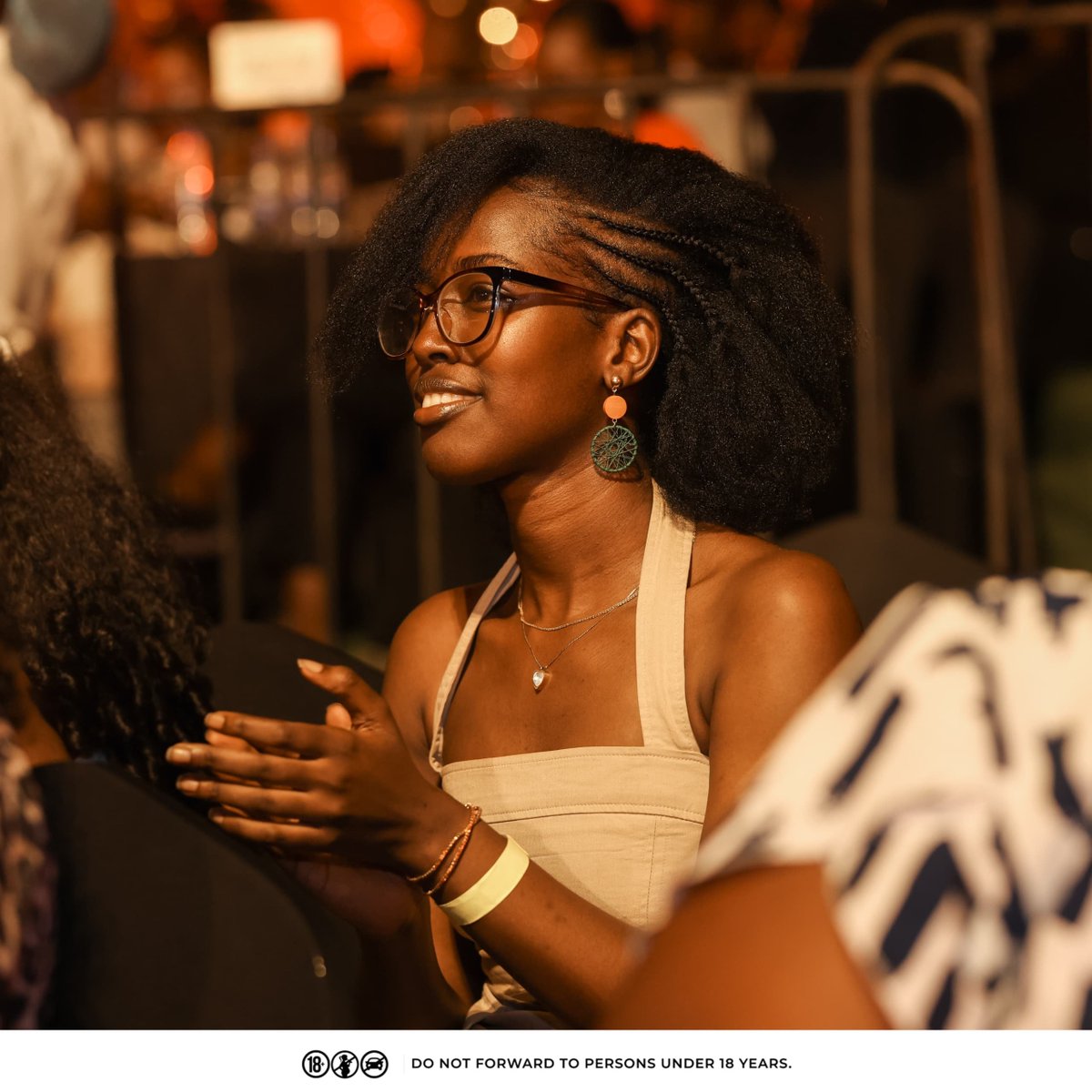 MBU's tweet photo. The ladies showed up for the music  😌

#10YearsOfKibunomu #WhiteCap https://t.co/HGHofJBJhh