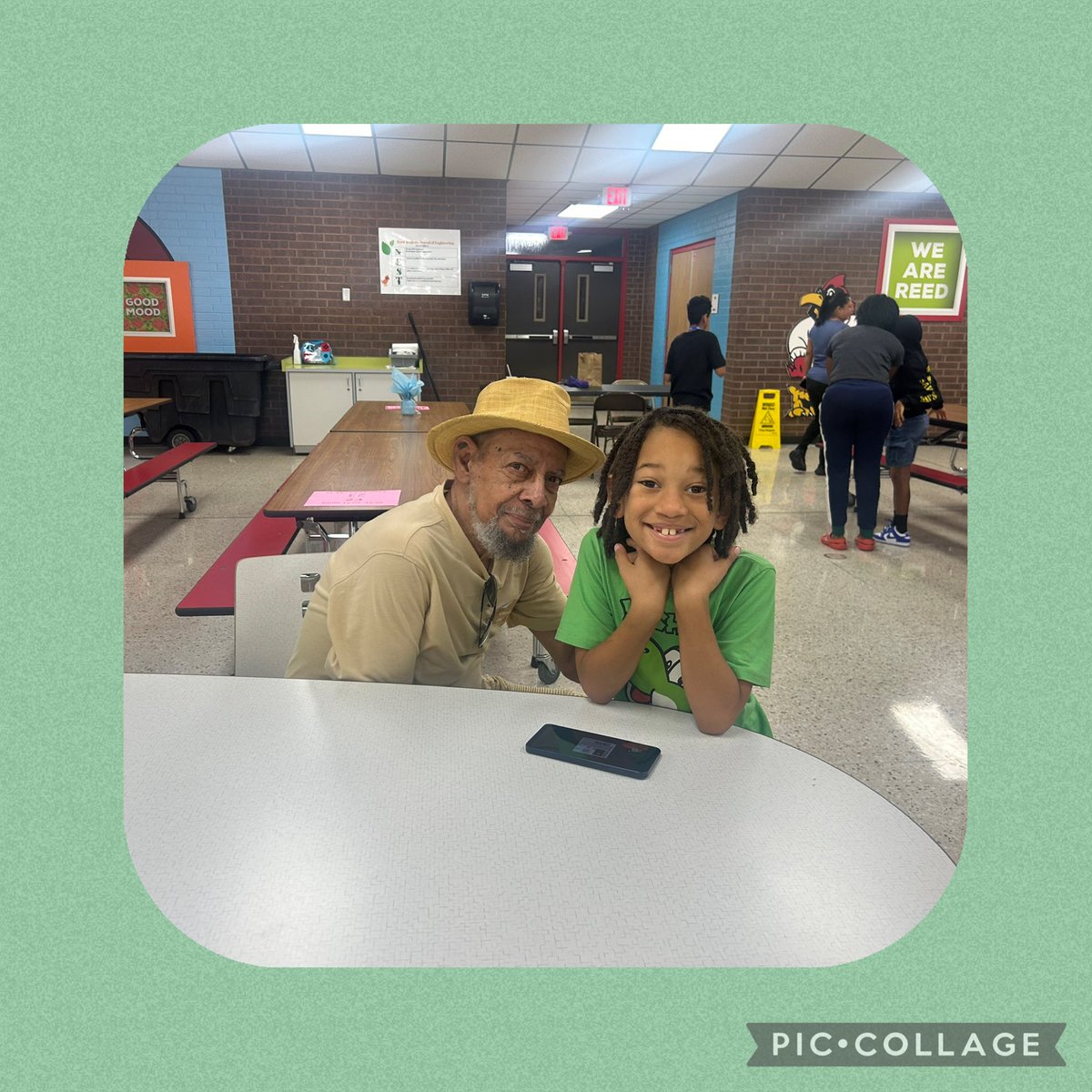 JaqueRQ1's tweet photo. Our grandparents came to Cardinal Land to spend some time with us! It was an amazing day!☀️🎉@PrinciPalRNW08 @Heatherwjjones @lrobinsonlcsw @mdsandersAISD @Ms_ARMack @MrsRomero22 @maty_orozco @DrMarcieStrahan @MHSS_AISD @Counseling_AISD https://t.co/oJ0uX6KvgN