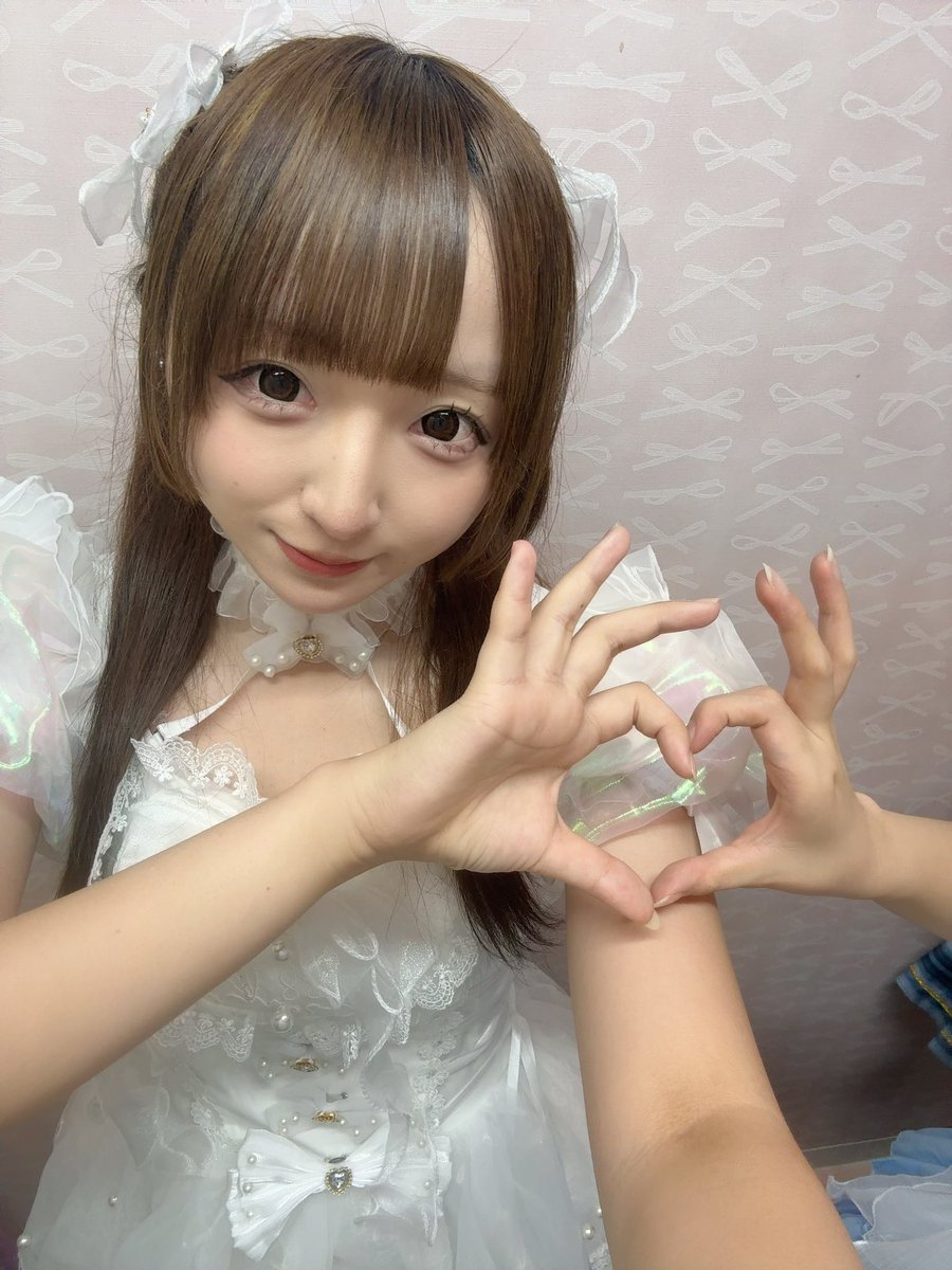 mero_rukiruki's tweet photo. なんと！！
新人杯、優勝しました🏆🎀
応援してくださったファンの方ほんとうににありがとうございました(⸝⸝⸝ᵒ̴̶̷̥́ ⌑ ᵒ̴̶̷̣̥̀⸝⸝⸝)
途中までほんとに不安だったけどいい結果が出せてよかったです> < ♡

そして優勝賞品でめちゃかわいい衣装をもらいましたo̴̶̷  ̫ o̴̶̷たくさんきます💖 https://t.co/llcndeN04V