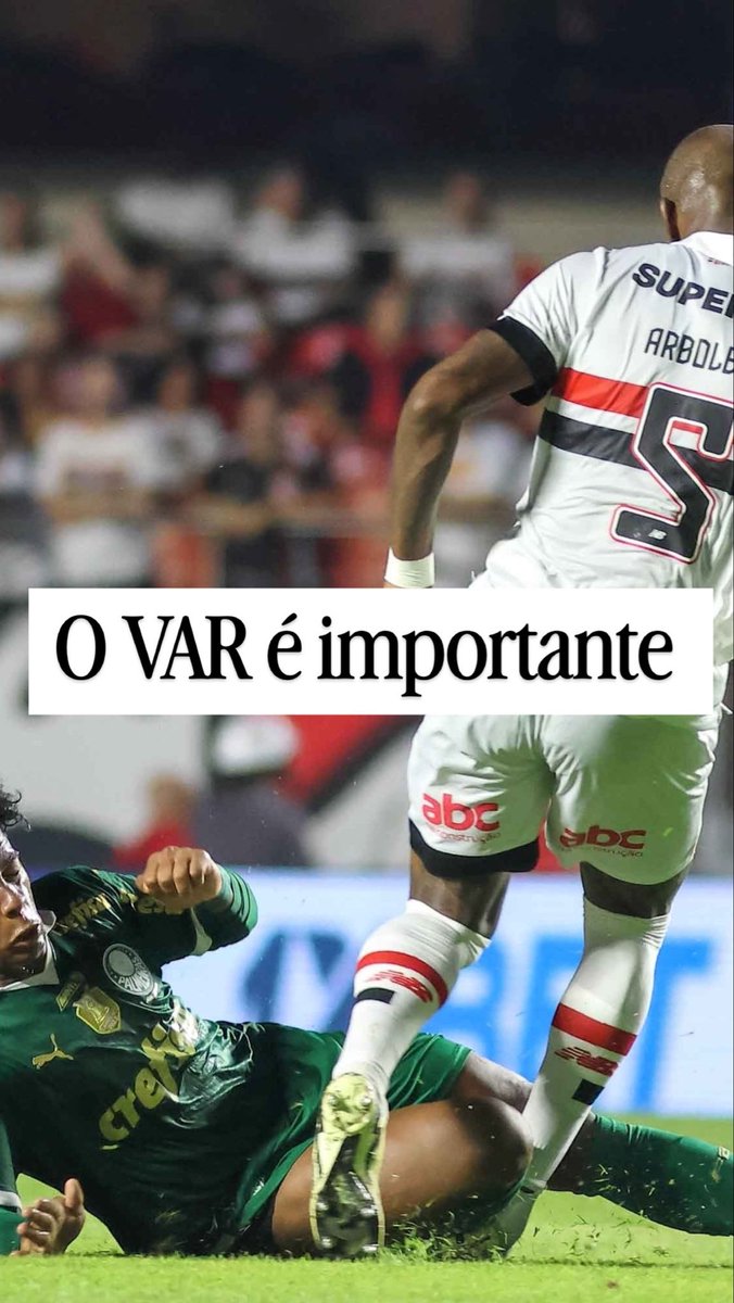 gabrywI's tweet photo. Mas na nossa vez temos que aplaudir.

Parabéns a arbitragem que acertou e expulsou o Osório 👏🏽

No próximo pisão de um jogador deles podemos ignorar. https://t.co/voMtbNuwnC