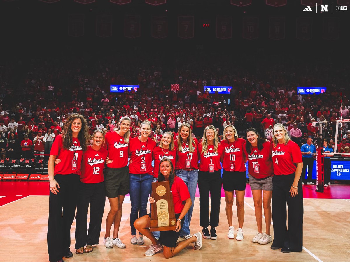 HuskerVB tweet picture