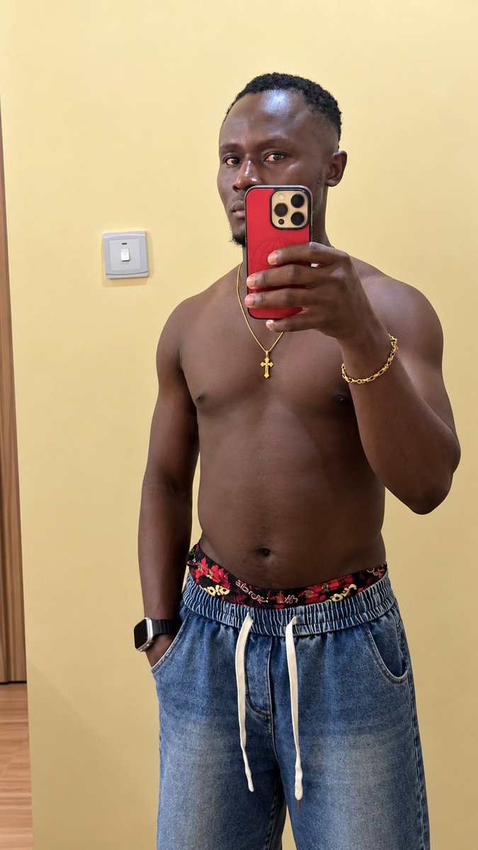 Kbnaira1's tweet photo. Who's here in 2070 ??
Not everyone is gonna be there. I pray we live longer🫡 ❤ https://t.co/jTXwEDEfYv